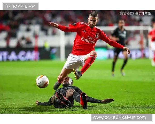 欧冠小组赛综述葡萄牙体育与卡拉巴赫表现突出本菲卡与贾府遭遇零分困境