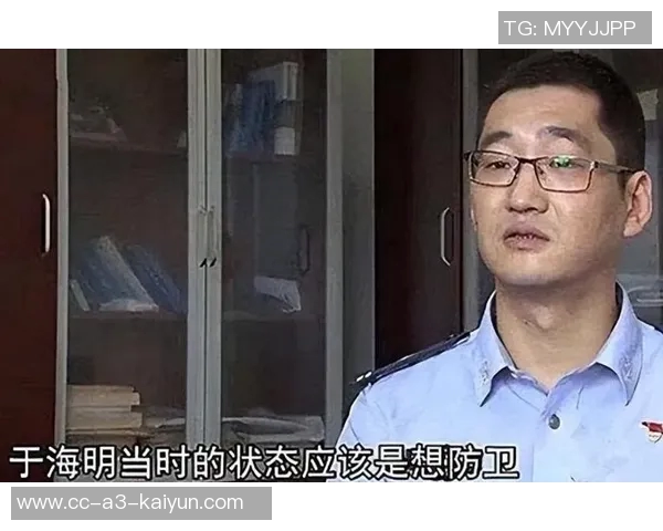 打工人逆袭龙哥花17万刀上班成第一人技犯16个引发热议